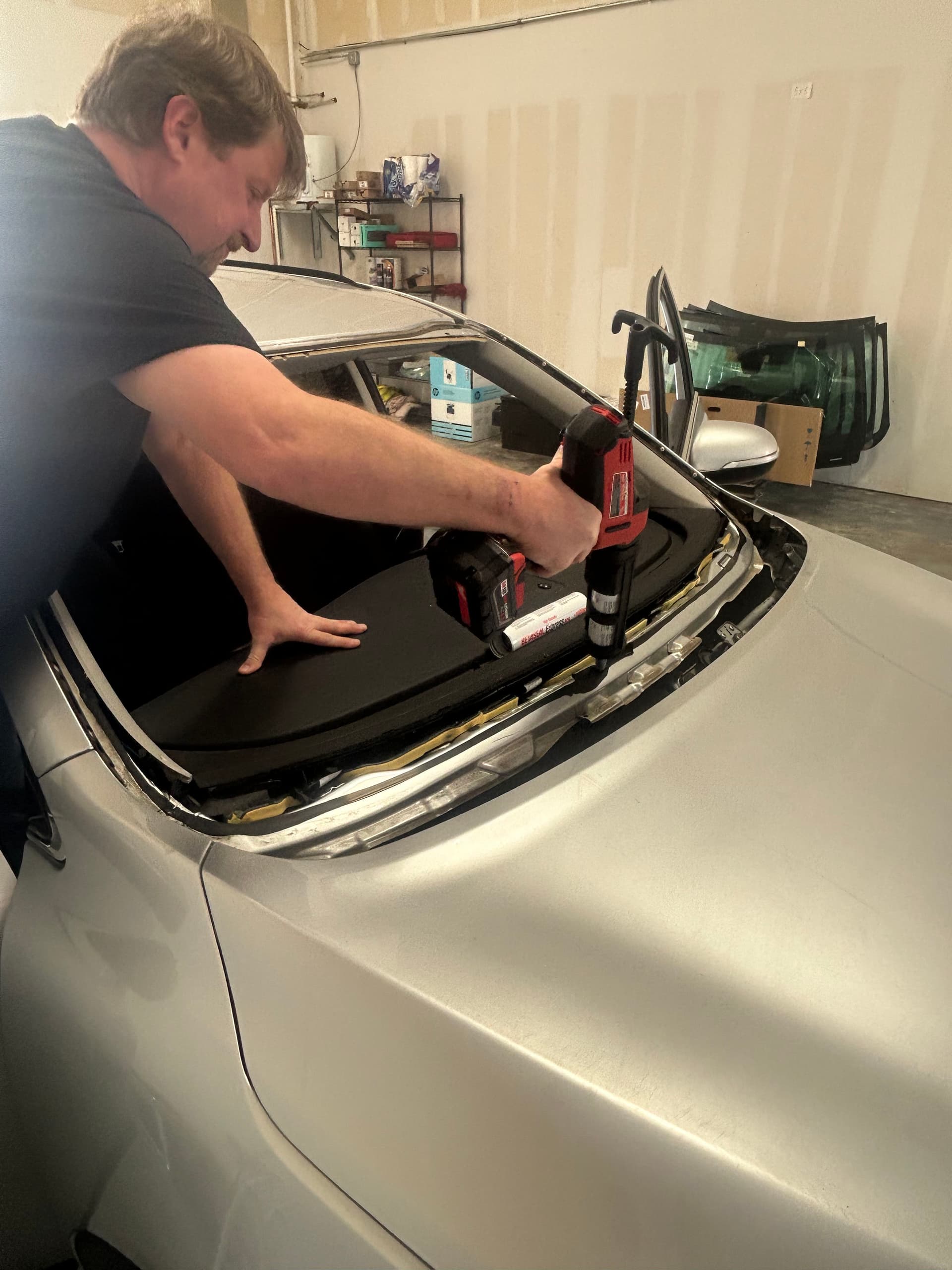 Gallery photos for Seamless Windshield Replacement for 2019 Kia Sorento: Image #1