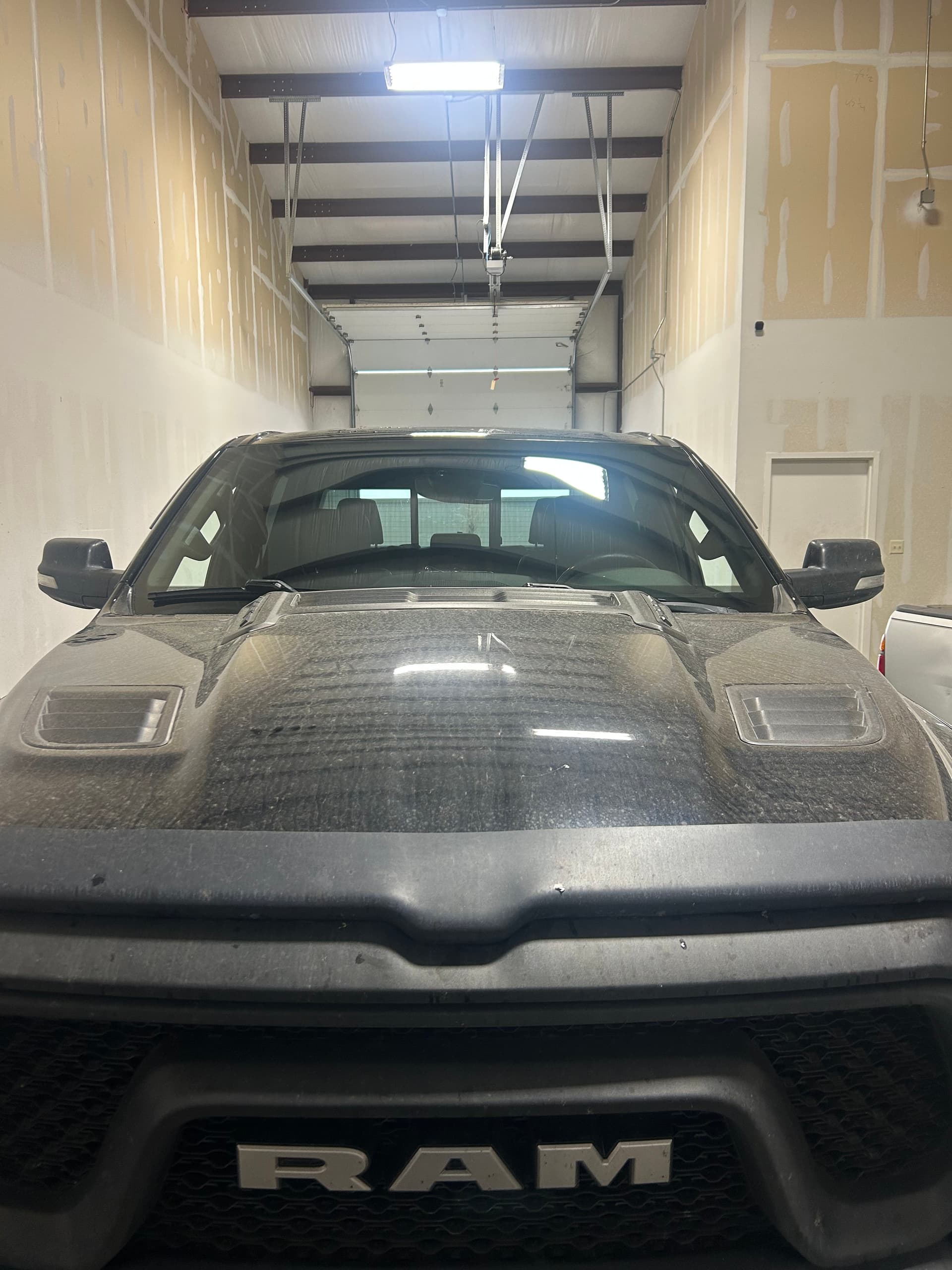 Gallery photos for Expert Windshield Replacement on 2019 Ram Rebel: Image #6