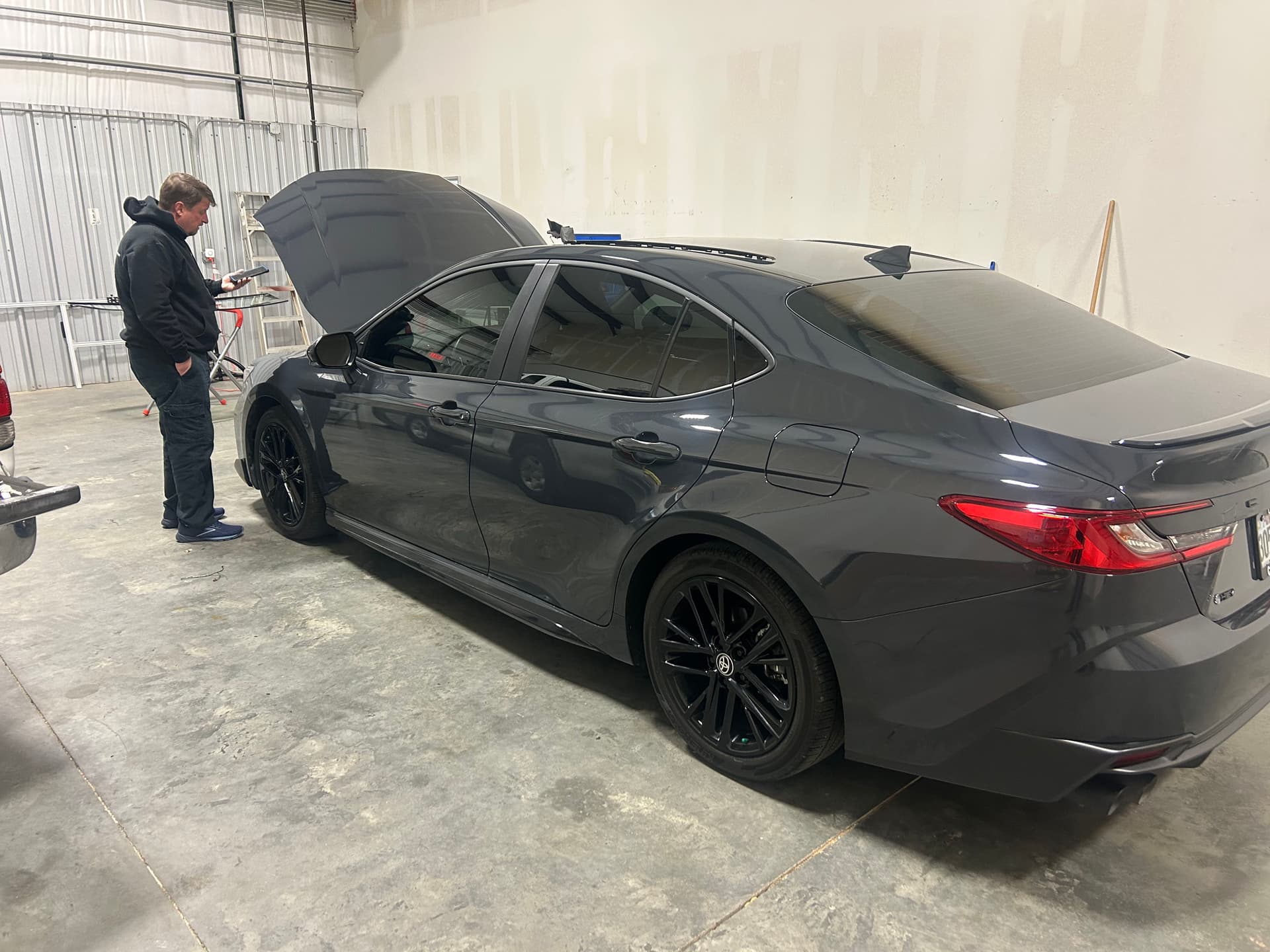 Expert Windshield Replacement for 2025 Toyota Camry image