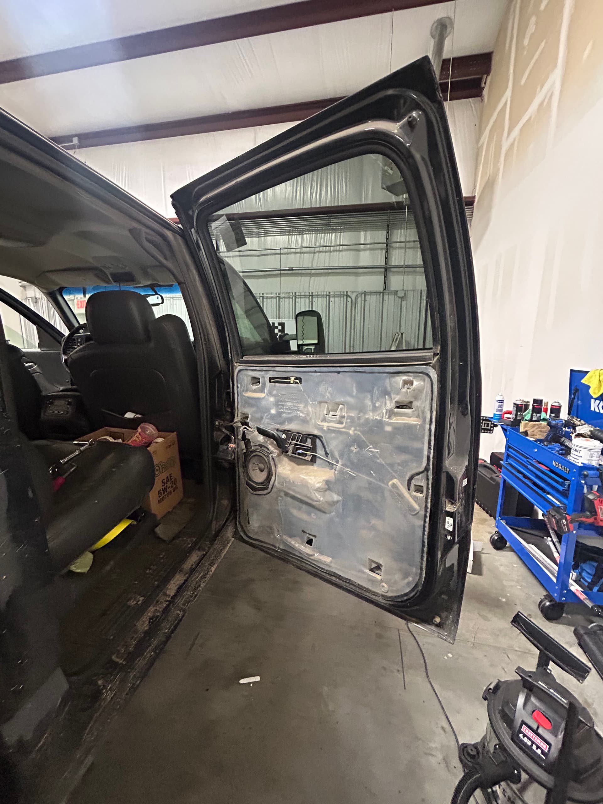 Gallery photos for Expert Car Window Repair You Can Trust: Image #3