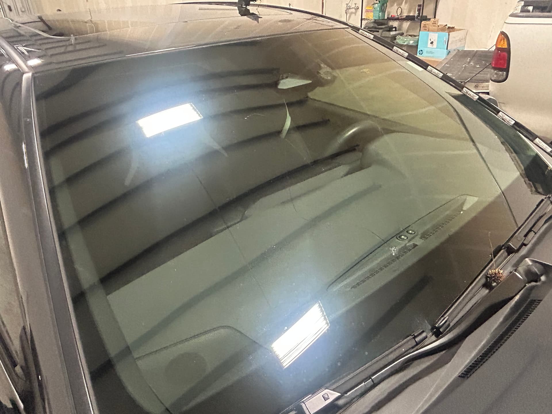 Gallery photos for Expert Windshield Replacement for 2025 Toyota Camry: Image #2