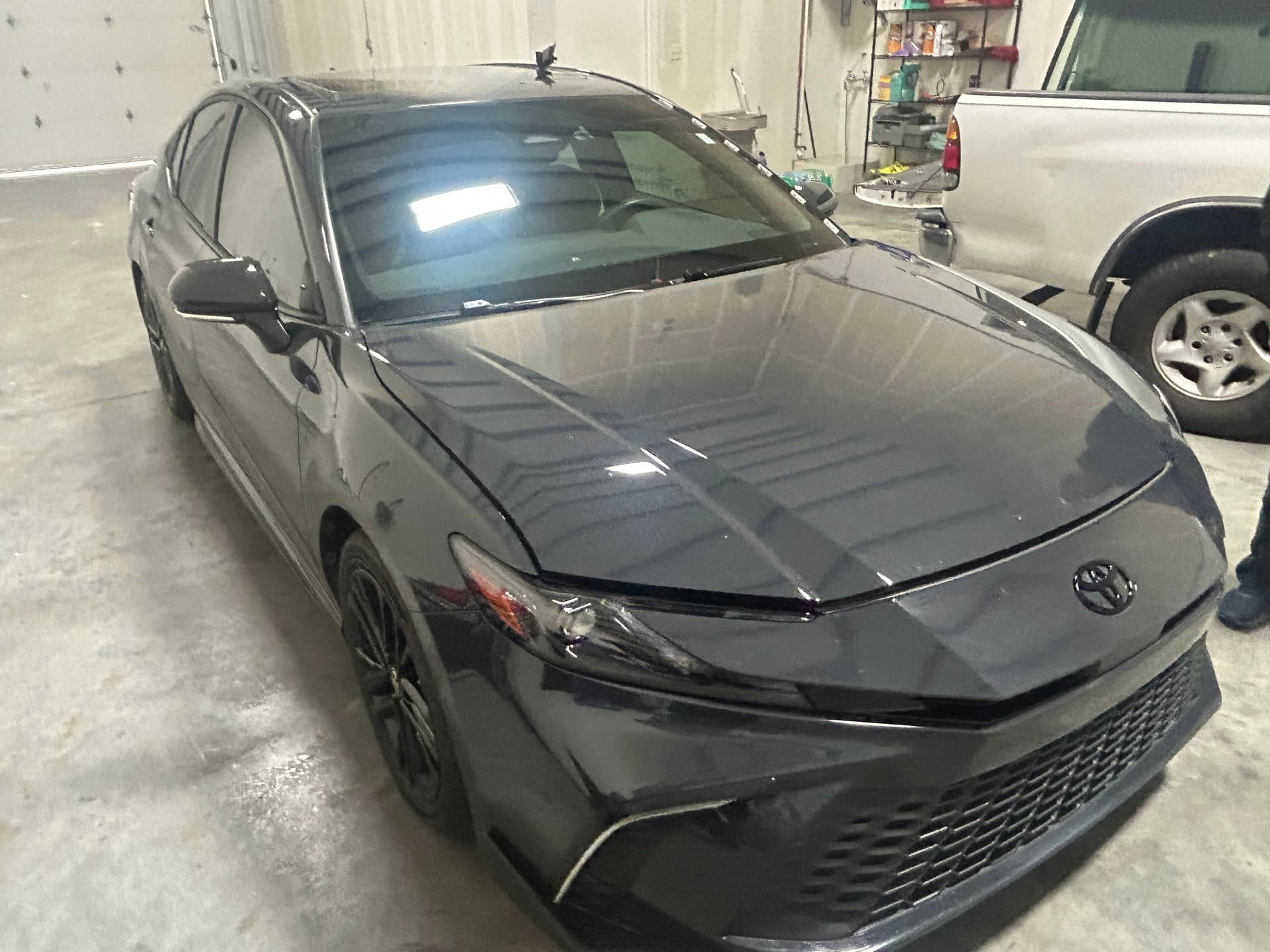 Gallery photos for Expert Windshield Replacement for 2025 Toyota Camry: Image #1