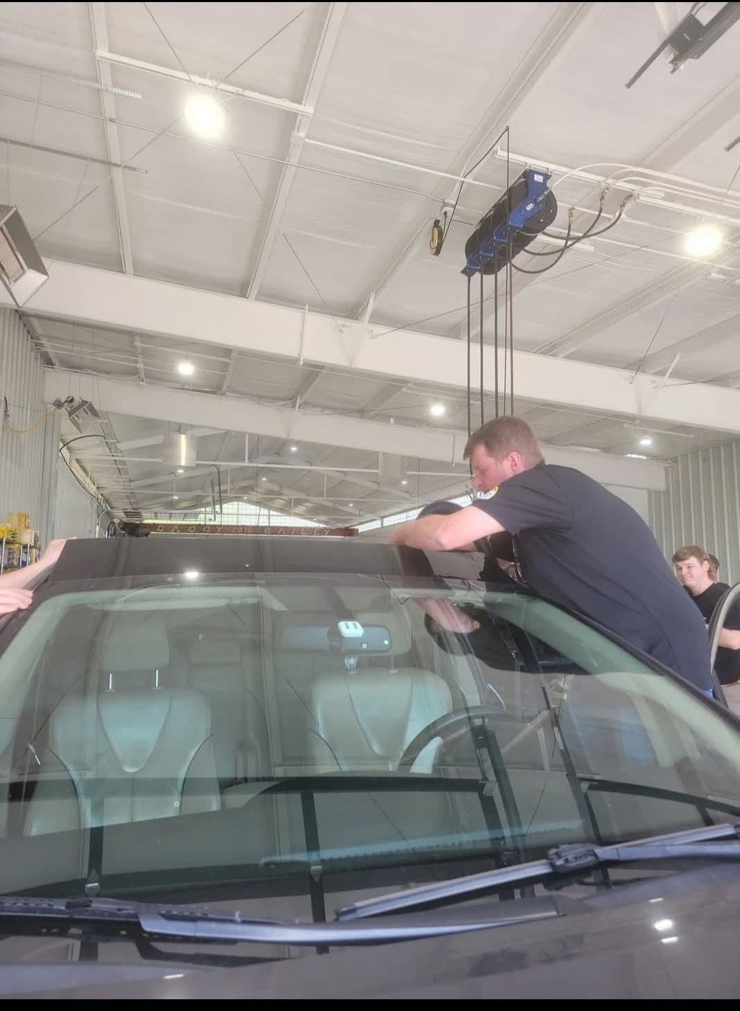 Gallery photos for Sunroof Replacement for a 2022 Toyota Venza: Image #2