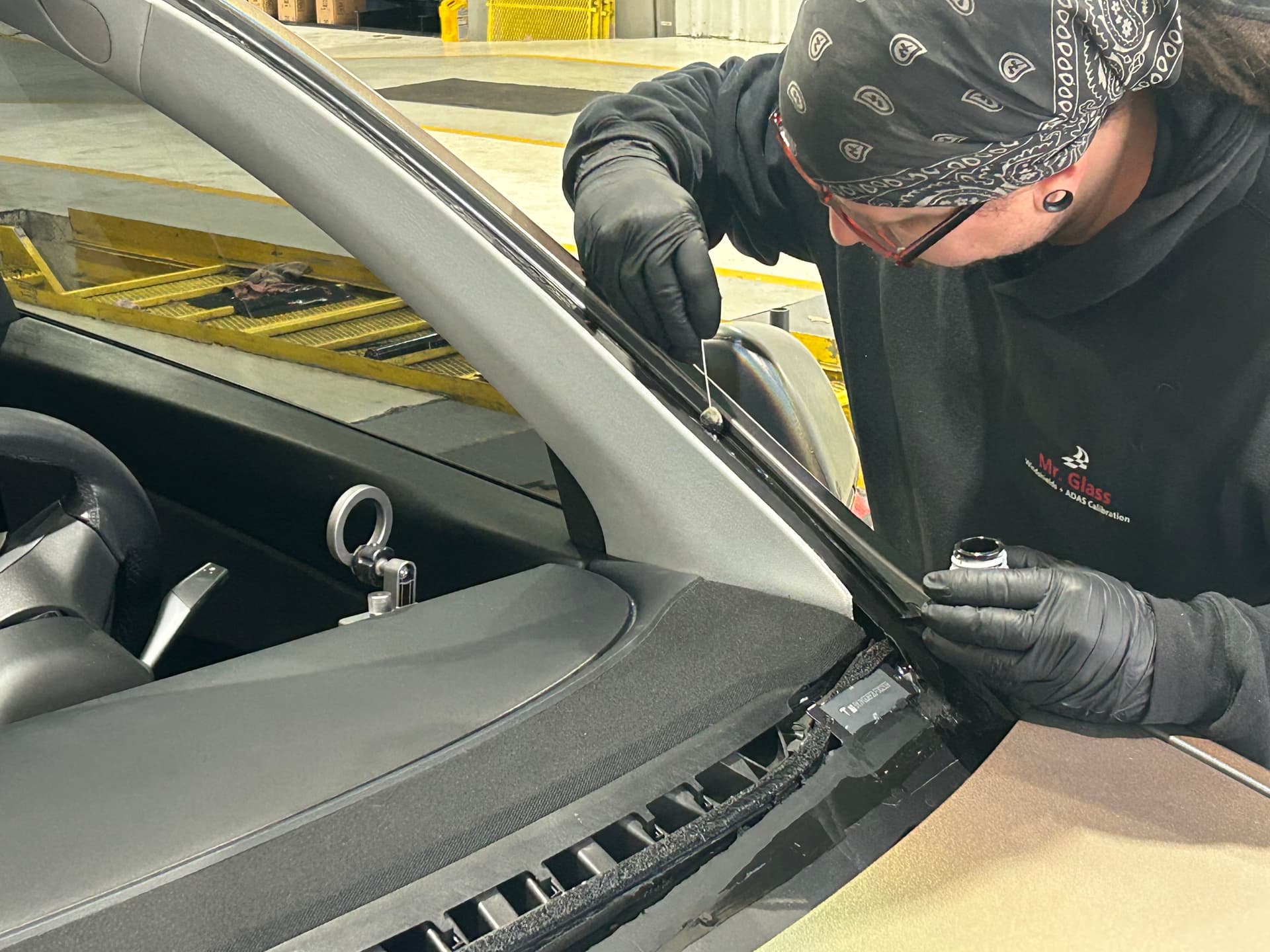 Gallery photos for Expert Windshield Installation on a Tesla Model Y: Image #4